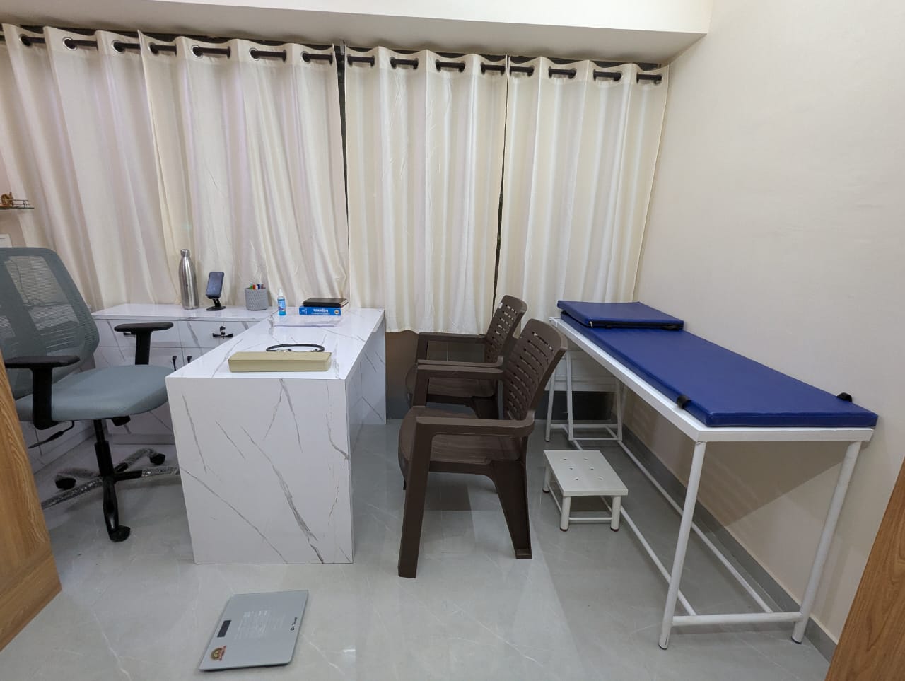 Authentic Panchkarma therapy session at Vishwashreeja Clinic Ravet